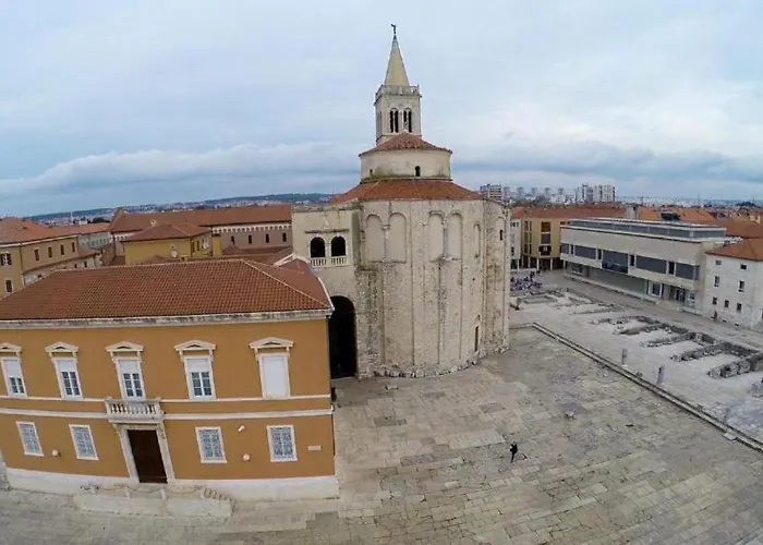 Апартаменти Noemi Задар