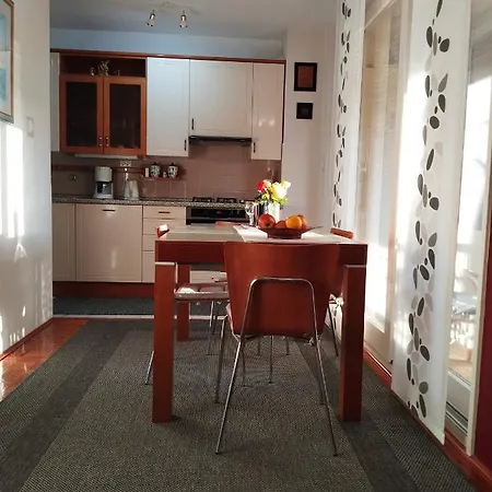 Noemi Apartman