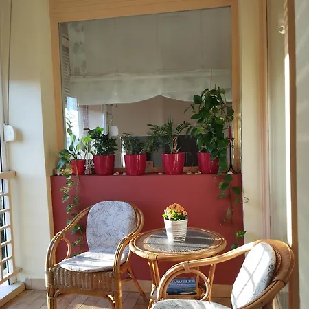 Noemi アパート ザダル